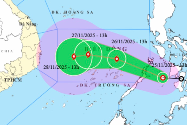 Áp thấp nhiệt đới di chuyển nhanh hơn, sắp mạnh thành bão số 15 giật tới cấp 12, hướng vào đâu?